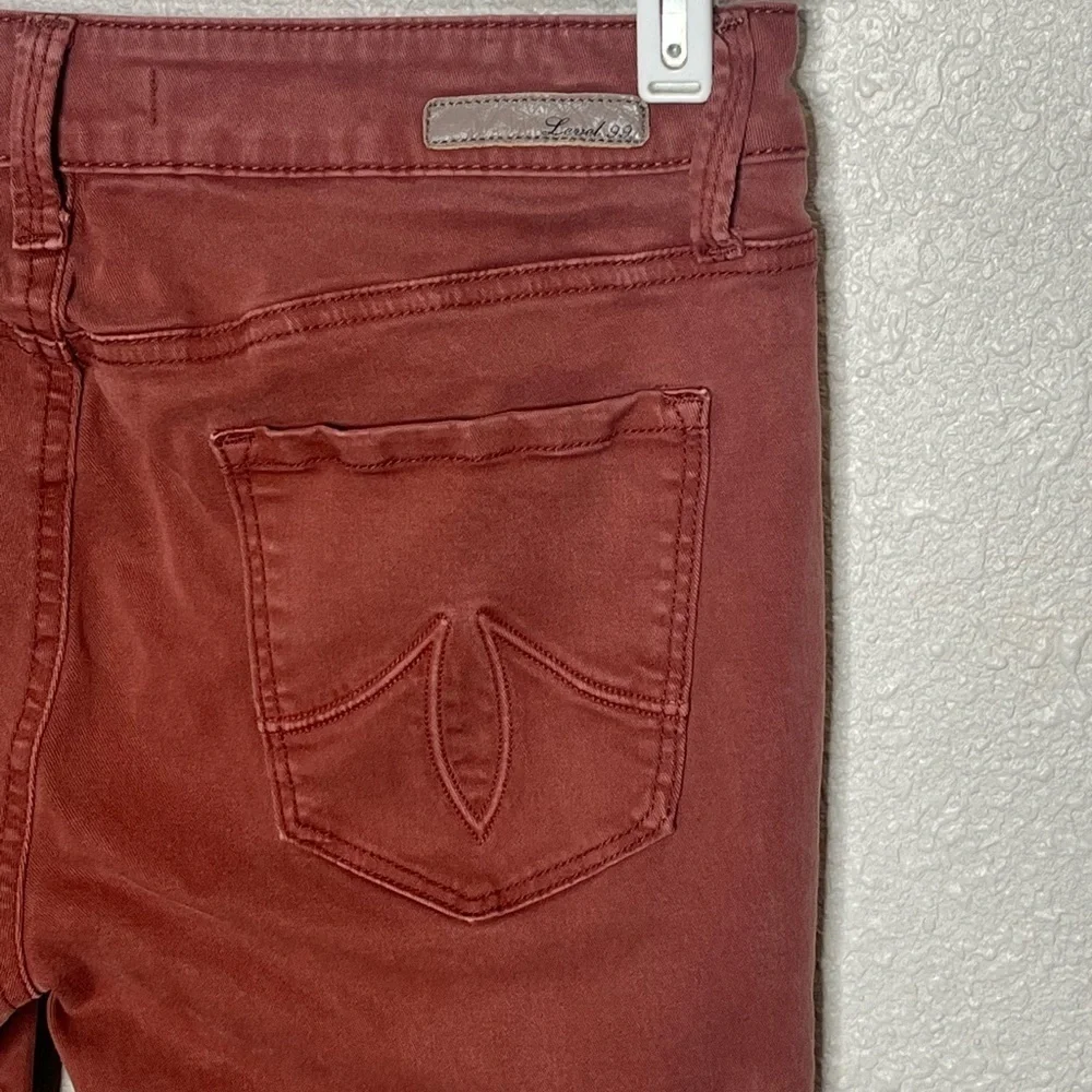 Level 99 Lilly Skinny Straight Light Burgundy Pants Sz 28 - Picture 5 of 7